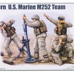 00423 | Trumpeter 1/35 US Marine M252 Mortar Team Scaled Plastic Model