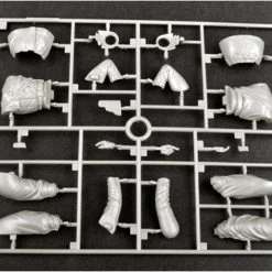 00702 | Trumpeter 1/16 Soviet WWII Tank Crewman Vol.2 Scaled Plastic Model Kit -Mini Crafters Store TRU 00702 05 1200x800 1