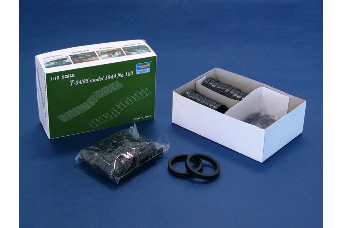 00904 | Trumpeter 1/16 1944 T-34/85 Type 147 Factory Medium Tank Scaled Plastic Model Kit 8 00904 | Trumpeter 1/16 1944 T-34/85 Type 147 Factory Medium Tank Scaled Plastic Model Kit - Image 6