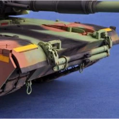 00926 | Trumpeter 1/16 U.S. Abrams M1A1 Aim Main Battle Tank Scaled Plastic Model Kit W/ Australian Decals -Mini Crafters Store TRU 00926 57 1200x800 1