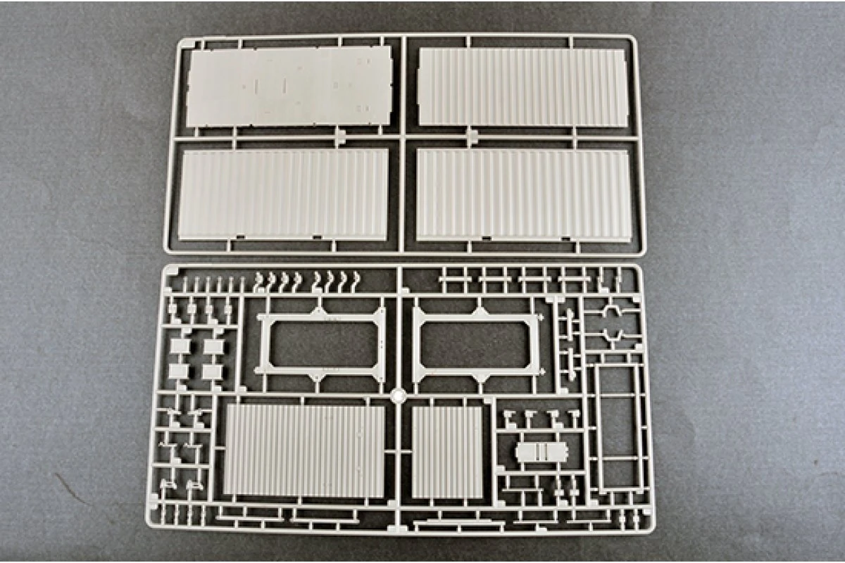 01076 | Trumpeter 1/35 3M24 Club-K In 20 Feet Variant With KH-35UE Scaled Plastic Model Kit 8 01076 | Trumpeter 1/35 3M24 Club-K In 20 Feet Variant With KH-35UE Scaled Plastic Model Kit - Image 6