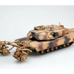 01535 | Trumpeter 1/35 U.S. M1A1/A2 Abrams (5 In 1) Tank Scaled Plastic Model Kit -Mini Crafters Store TRU 01535 58 1200x800 1