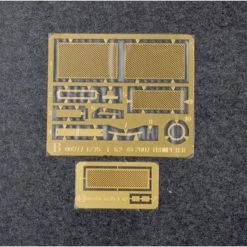 01549 | Trumpeter 1/35 Iraqi Regular Army 1972 T-62 Tank Scaled Plastic Model Kit -Mini Crafters Store TRU 01549 62 1200x800 1