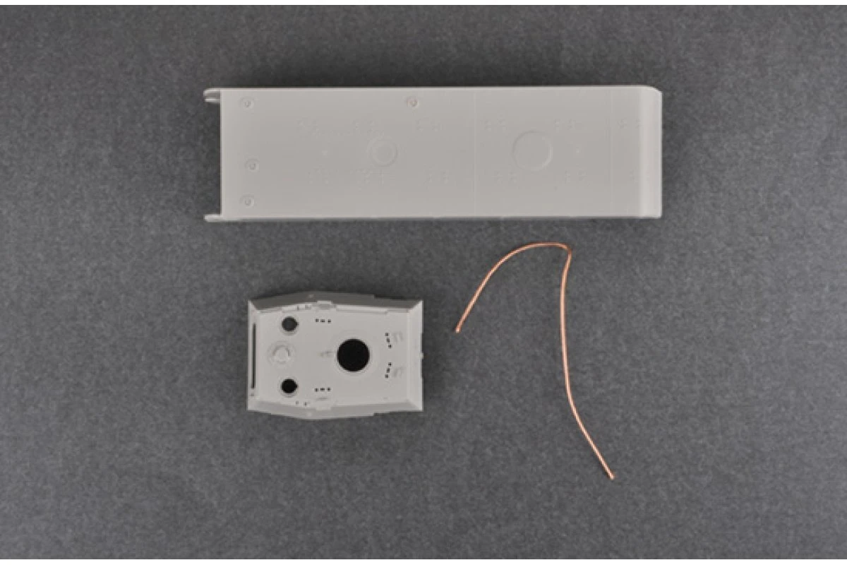 01568 | Trumpeter 1/35 Soviet KV-8S Welded Turret Tank Scaled Plastic Model Kit 8 01568 | Trumpeter 1/35 Soviet KV-8S Welded Turret Tank Scaled Plastic Model Kit - Image 6