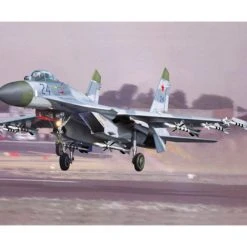 02224 | Trumpeter 1/32 Sukhoi Su-27 Flanker B Fighter Jet Scaled Plastic Model Kit