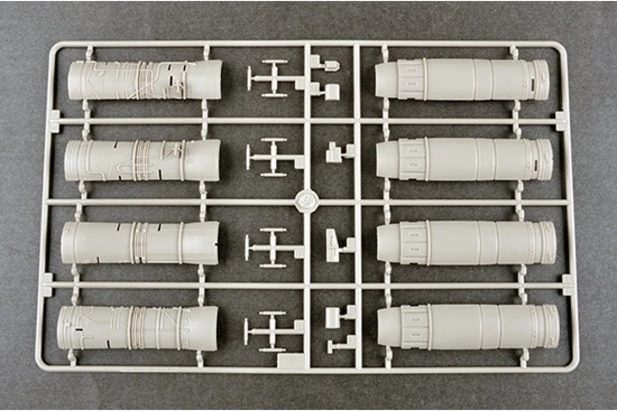 02246 | Trumpeter 1/32 F-100F Super Sabre Jet Fighter Scaled Plastic Model Kit 20 02246 | Trumpeter 1/32 F-100F Super Sabre Jet Fighter Scaled Plastic Model Kit - Image 18