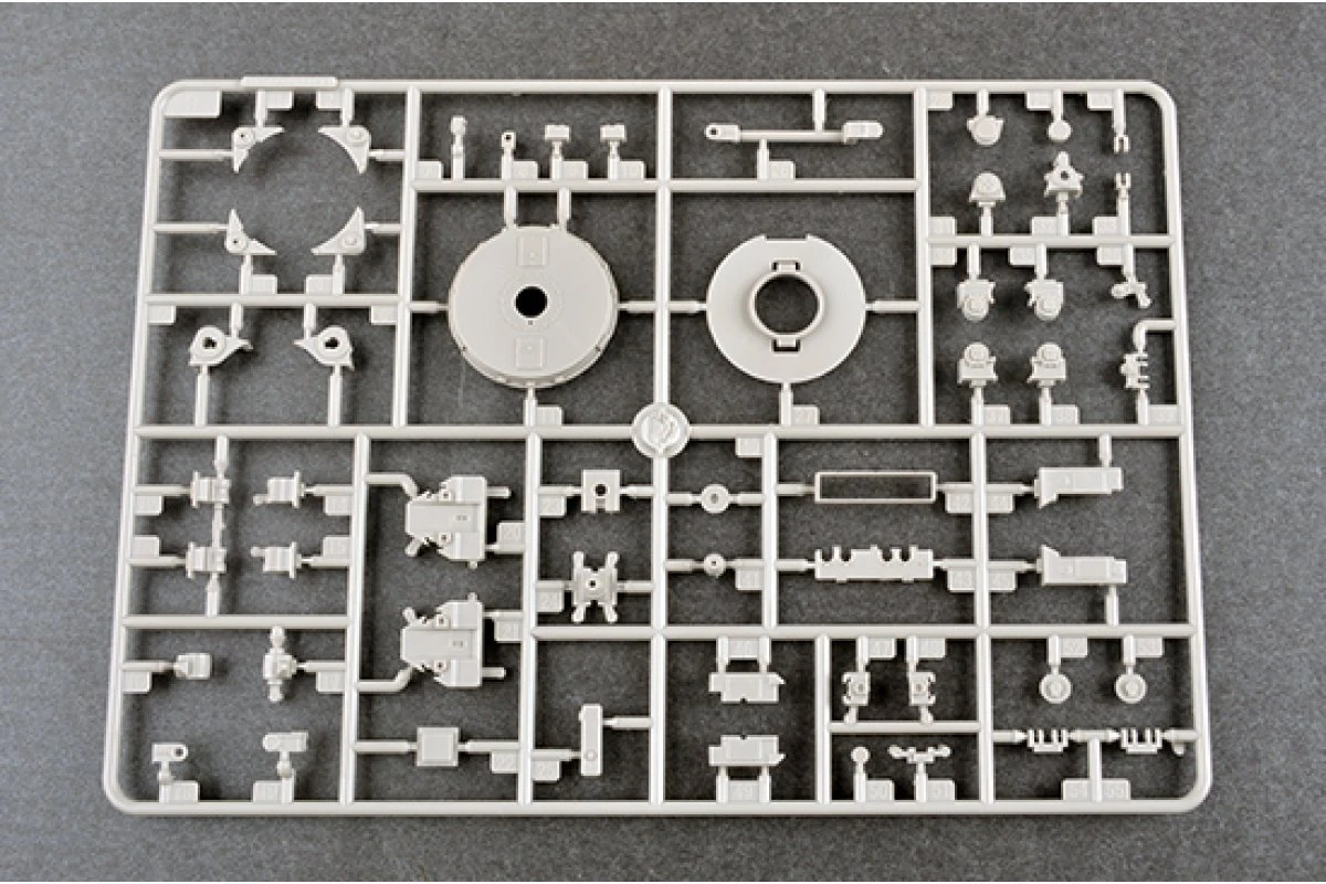 02353 | Trumpeter 1/35 Soviet 5P71 Launcher W/ 5V27 Pechora (SA-3B Goa) Missiles Anti-Aircraft Scaled Model Kit 7 02353 | Trumpeter 1/35 Soviet 5P71 Launcher W/ 5V27 Pechora (SA-3B Goa) Missiles Anti-Aircraft Scaled Model Kit - Image 5