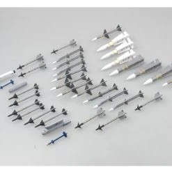 03303 | Trumpeter 1/32 US Aircraft Air To Air Missile Set Scaled Plastic Model Kit -Mini Crafters Store TRU 03303 58 1200x800 1