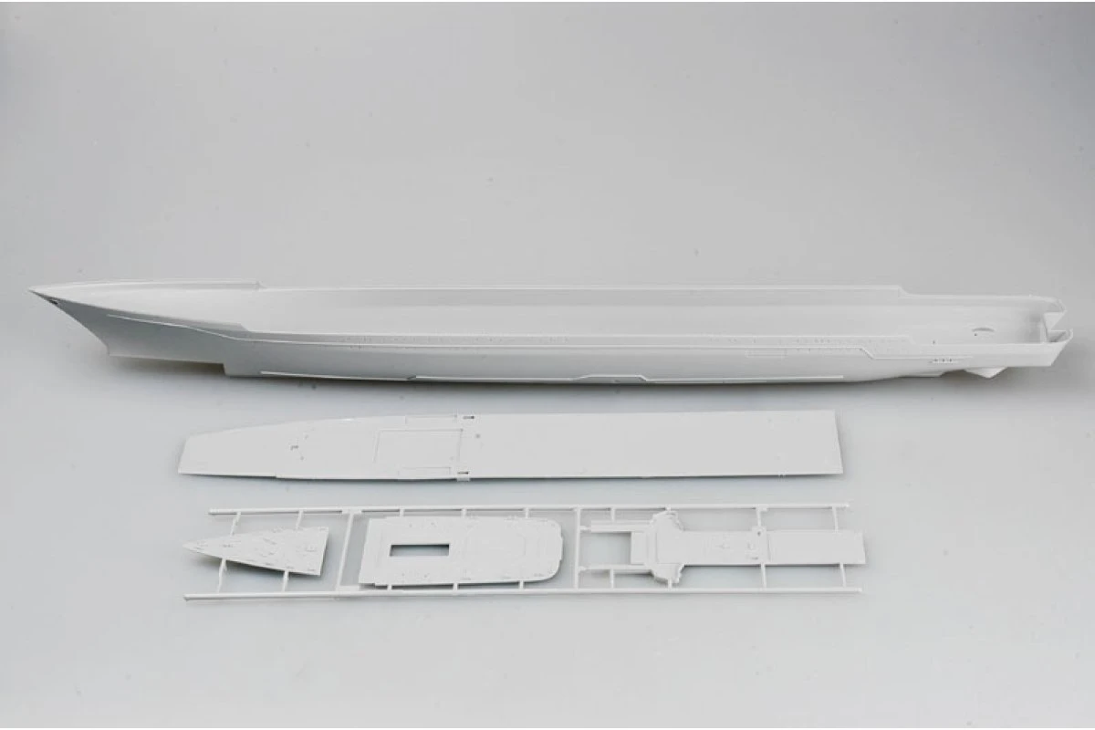 04520 | Trumpeter 1/350 Russian Admiral Ushakov (Ex-Kirov) Battlecruiser Plastic Model Kit 7 04520 | Trumpeter 1/350 Russian Admiral Ushakov (Ex-Kirov) Battlecruiser Plastic Model Kit - Image 5