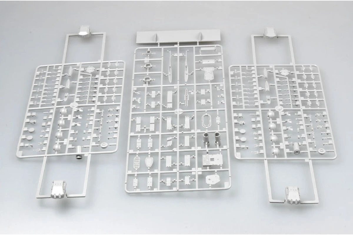 05313 | Trumpeter 1/350 German Prinz Eugen 1945 Heavy Cruiser Scaled Plastic Model Kit 8 05313 | Trumpeter 1/350 German Prinz Eugen 1945 Heavy Cruiser Scaled Plastic Model Kit - Image 6