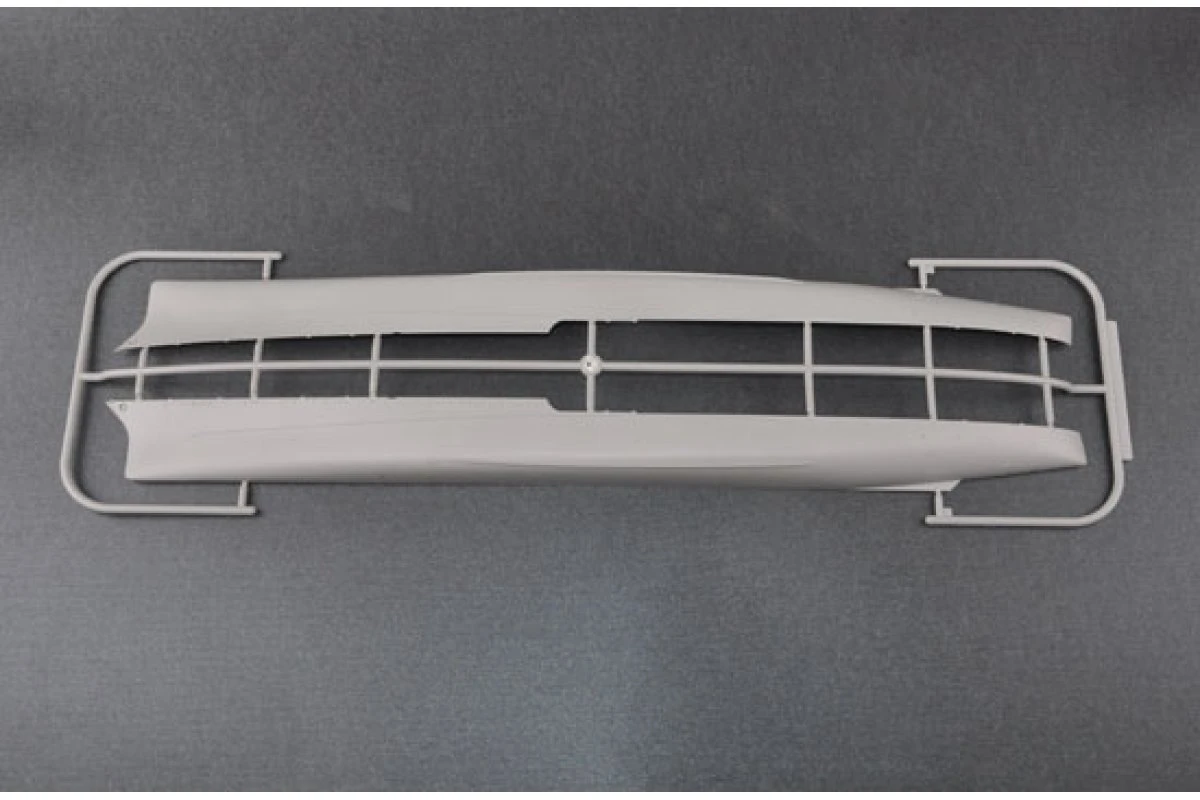 05327 | Trumpeter 1/350 USS Induanapolis CA-35 1944 Heavy Cruiser Plastic Model Kit 8 05327 | Trumpeter 1/350 USS Induanapolis CA-35 1944 Heavy Cruiser Plastic Model Kit - Image 6