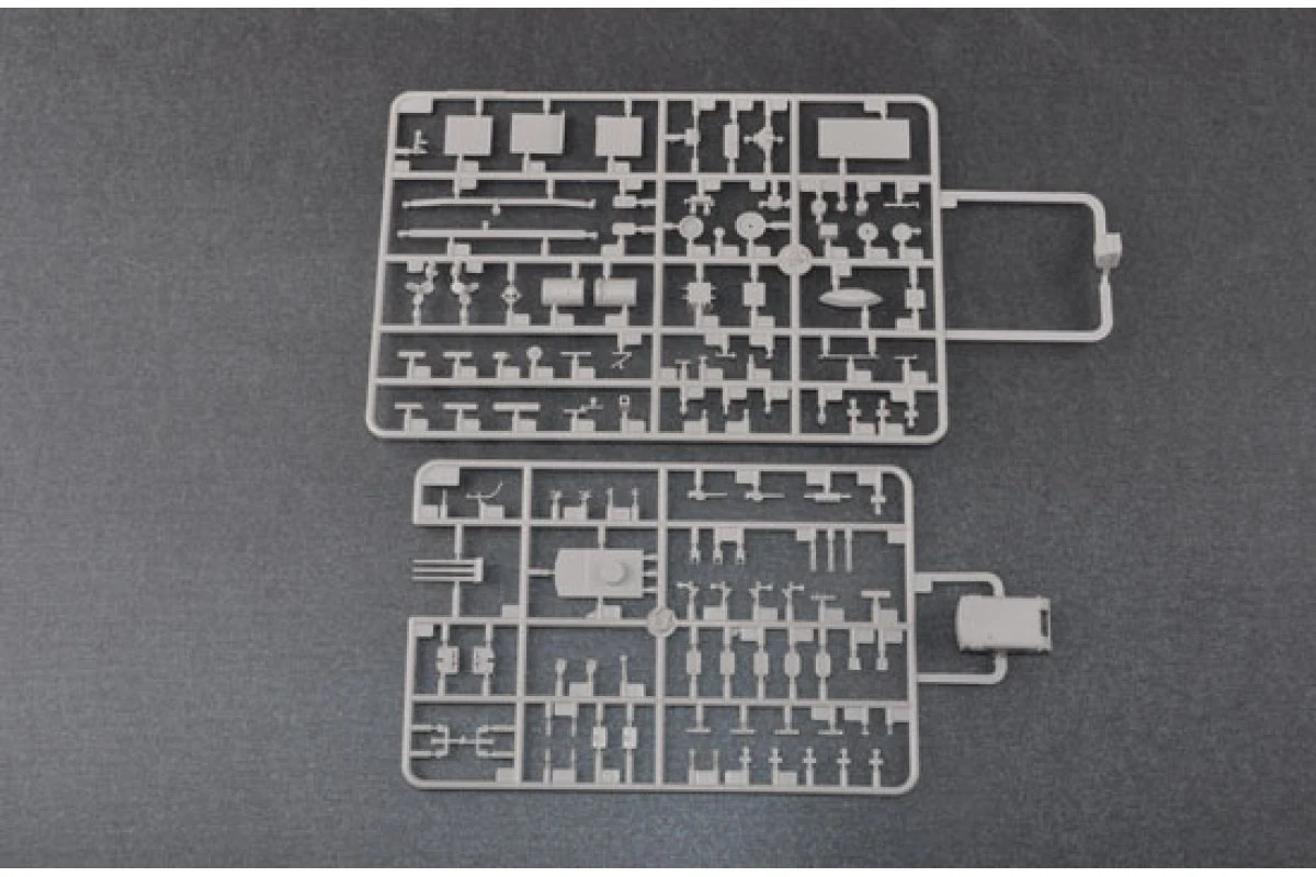 05327 | Trumpeter 1/350 USS Induanapolis CA-35 1944 Heavy Cruiser Plastic Model Kit 16 05327 | Trumpeter 1/350 USS Induanapolis CA-35 1944 Heavy Cruiser Plastic Model Kit - Image 14