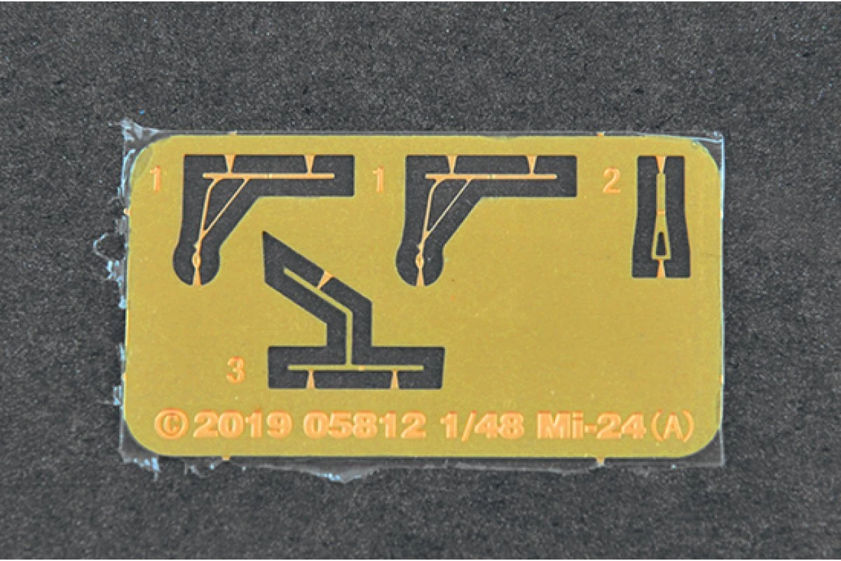 05812 | Trumpeter 1/48 Mi-24D Hind-D Scaled Plastic Model Kit 8 05812 | Trumpeter 1/48 Mi-24D Hind-D Scaled Plastic Model Kit - Image 6