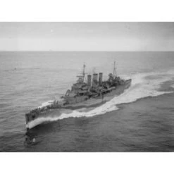 06735 | Trumpeter 1/700 HMS Kent Scaled Plastic Model Kit -Mini Crafters Store TRU 06735 4 1200x800 1