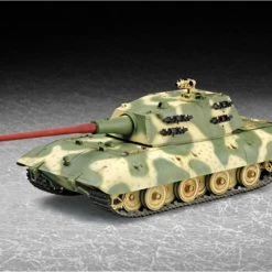 07121 | Trumpeter 1/72 German E-100 Super Heavy Tank Scaled Plastic Model Kit