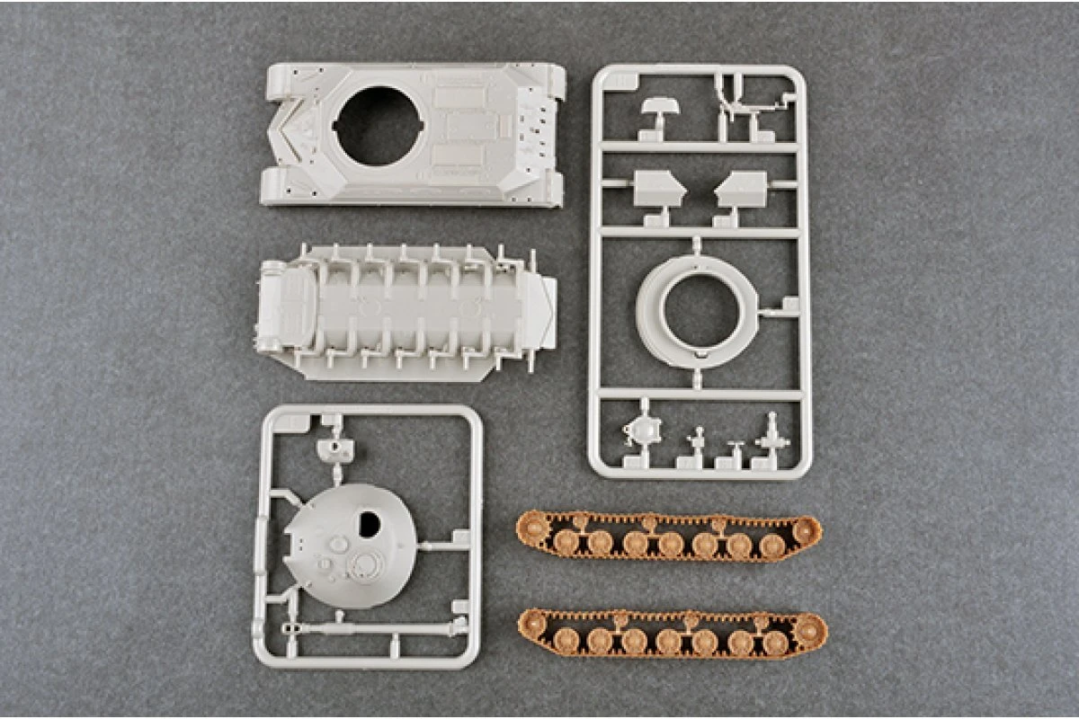 07153 | Trumpeter 1/72 Soviet Army T-10A Heavy Tank Scaled Plastic Model Kit 7 07153 | Trumpeter 1/72 Soviet Army T-10A Heavy Tank Scaled Plastic Model Kit - Image 5